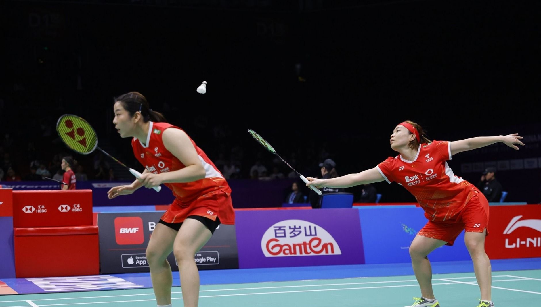 在这场戏剧 在这场戏剧