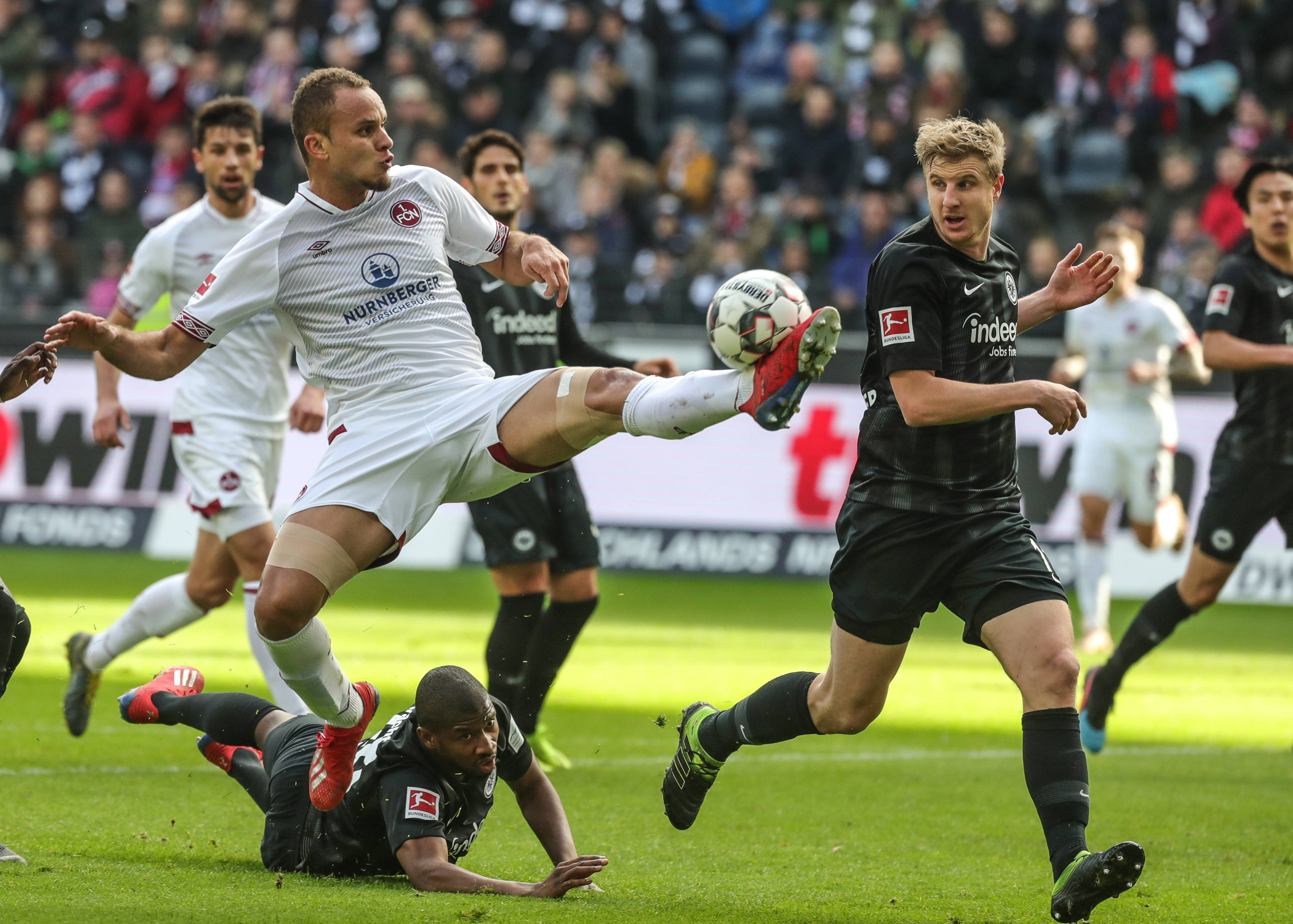 随着队内年 随着队内年