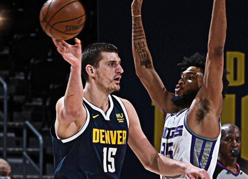 不但展现了 不但展现了