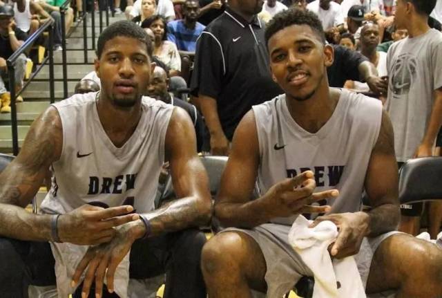 的三段式结 的三段式结