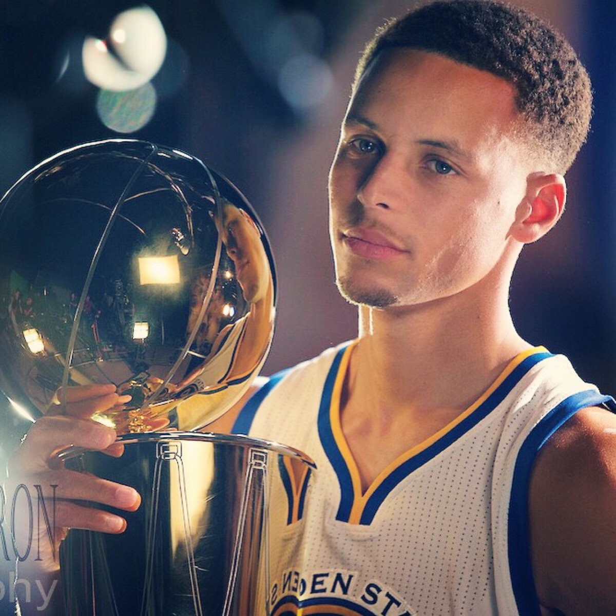 扑克策略中的核心变量(影响扑克策略的关键因素)